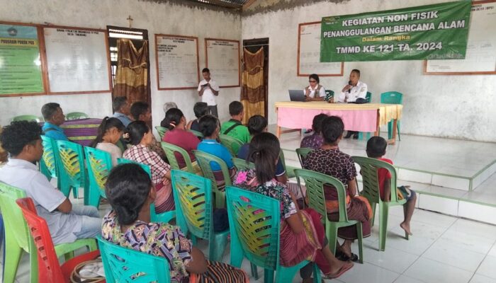 Masyarakat Tniumanu Terima Penyuluhan Penanggulangan Bencana Pada Giat Non Fisik TMMD