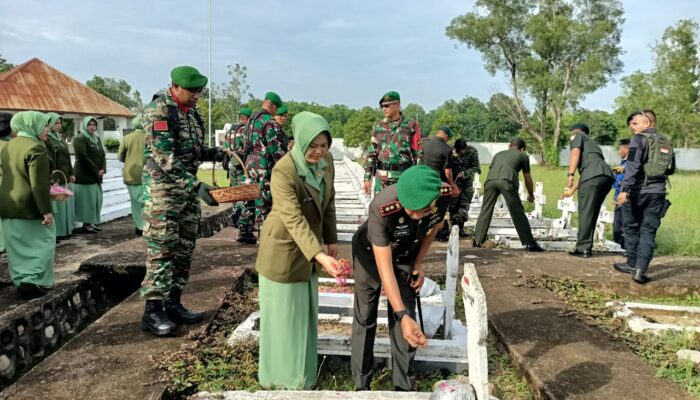 Kodim Belu Gelar Ziarah Rombongan dan Tabur Bunga Sambut Hari Juang TNI AD Ke-79